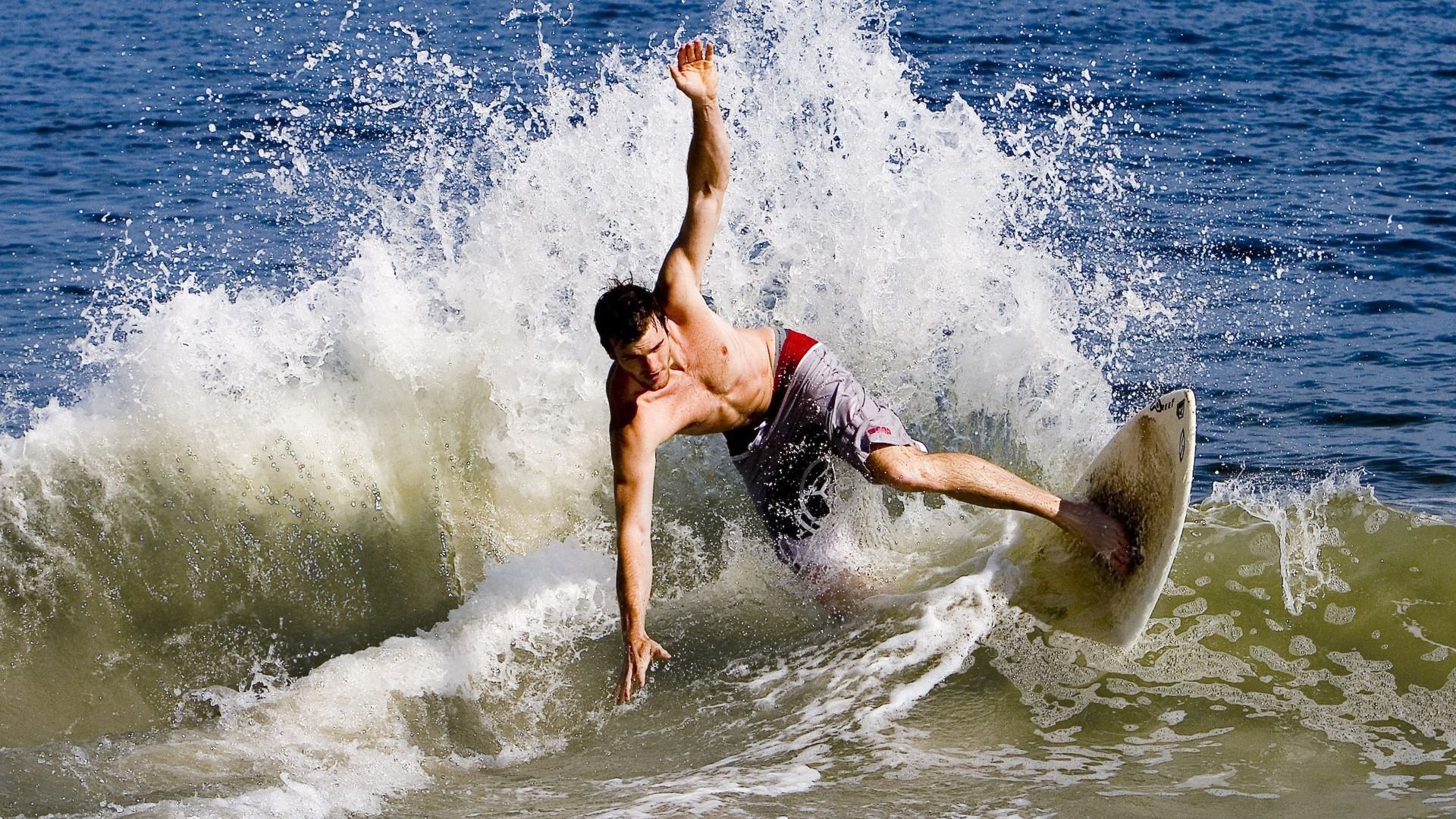 曲棍球联赛：速度与爆发力的展示，曲棍球比赛视频完整